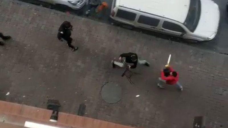 Esenyurt'ta testereli sandalyeli kavga