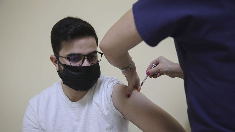 Üniversite öğrencilerinin aşılanma oranı yüzde 79'a ulaştı