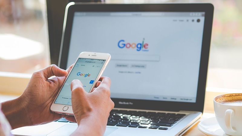 Bu hastalık internetten bulaşıyor! Siberhondrik misiniz?