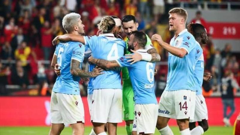 Trabzonspor yedek kulübesinde büyük değişim