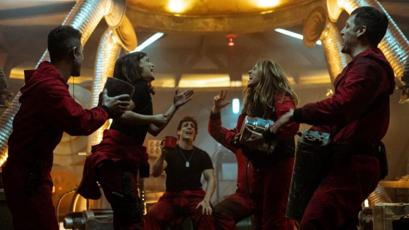 Soygun tamamlanacak mı? La Casa de Papel 5. sezon 2. kısım detayları