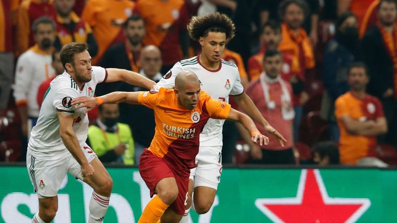 Galatasaray evinde Lokomotiv Moskova ile berabere kaldı