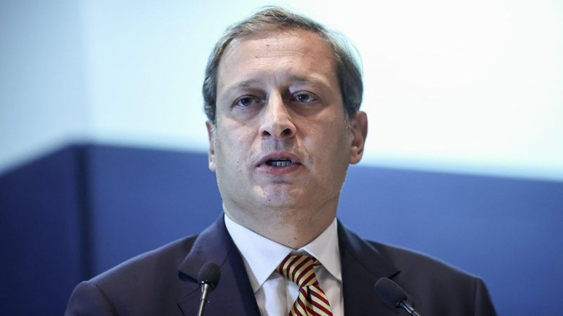 Burak Elmas: Türk futbolu için önemli bir maça çıkacağız