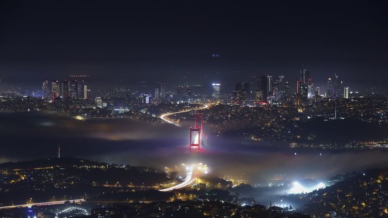 İstanbul'dan sis manzaraları