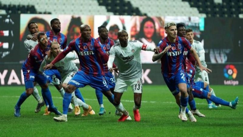Beşiktaş-Trabzonspor maçının ilk 11'leri