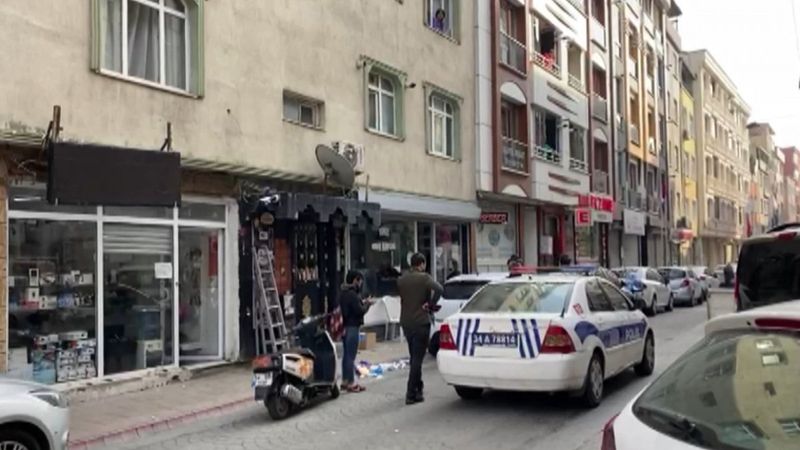 Esenler'de gencin vurulduğu evden ev sahibi koşarak kaçtı