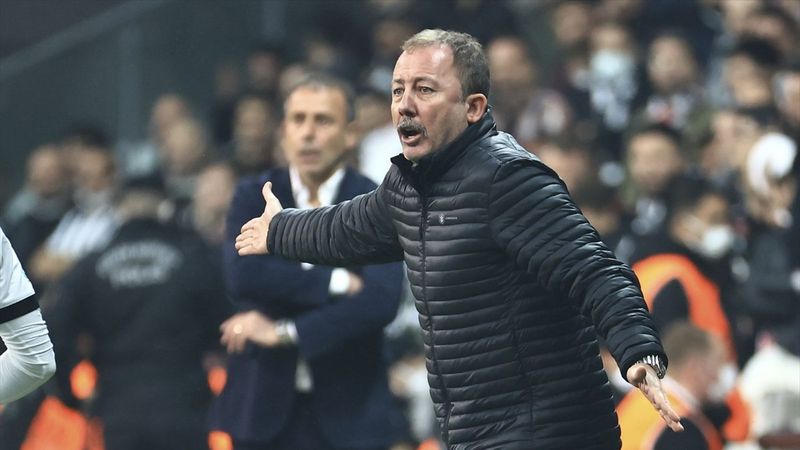 Sergen Yalçın: Beklentinin altındayız