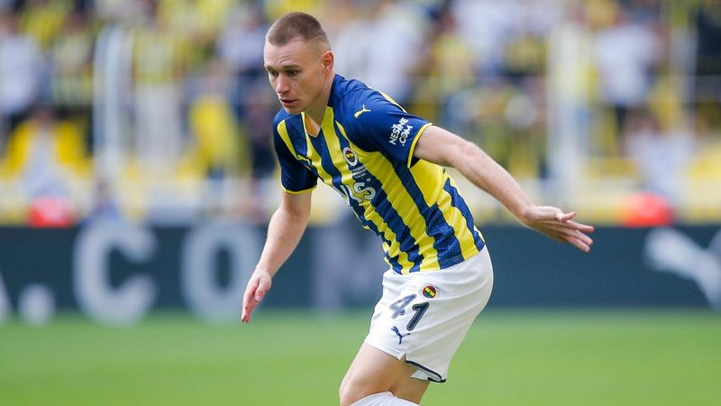 Chelsea, Attila Szalai için fiyat artırdı