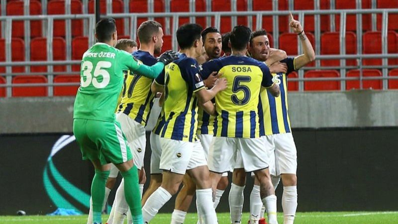 Fenerbahçe-Kayserispor maçının ilk 11'leri