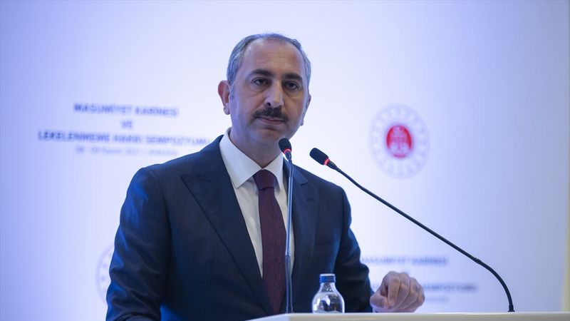 Abdulhamit Gül: İnsan onurunu korumanın istisnası yoktur