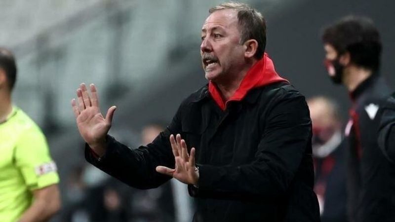 Sergen Yalçın'dan oyuncularına: Sıkıntıyı biz çözeceğiz