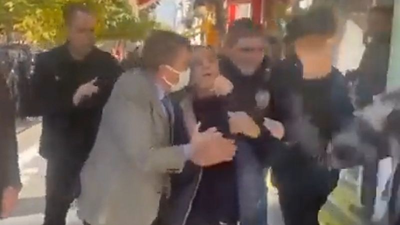 Lütfü Türkkan'ın şehit ağabeyine küfrünün anketlere yansıması