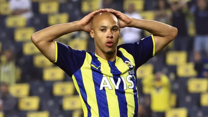Marcel Tisserand milli takım kampında sakatlandı