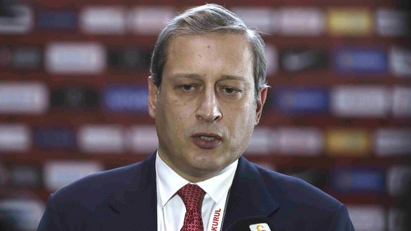 Burak Elmas: Yeni bir futbol sistemi kuracağız