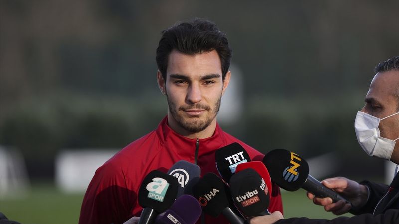 Kaan Ayhan: Sassuolo'da mutlu değilim