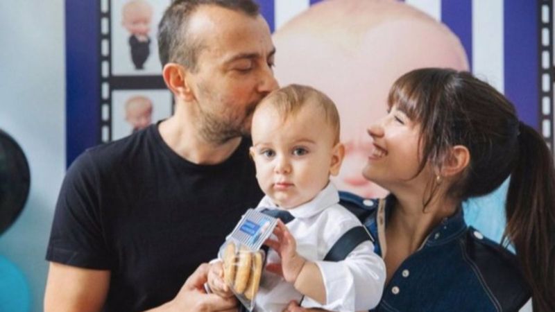 Patron Bebek Fiko! Hazal Kaya'nın oğlu Fikret'in diş kaşındıran tatlılığı