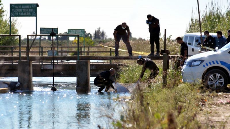 Adana'da sulama kanalında bulunan gencin katili babası çıktı