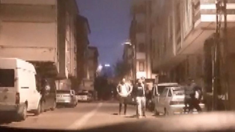 Esenyurt'taki genç, buluşmaya çağırılıp tekme tokat dayak yedi