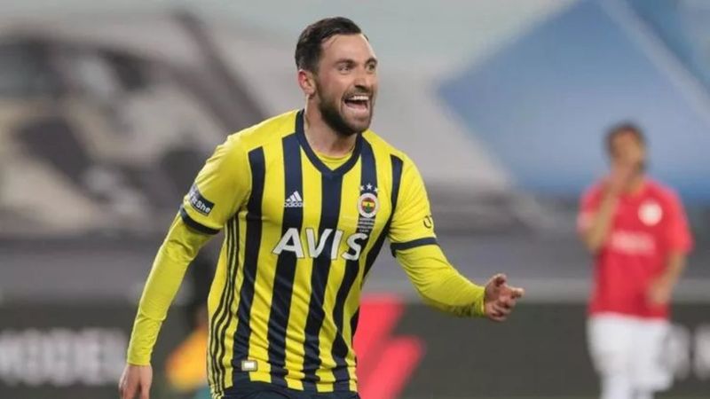 Sinan Gümüş'e takım arkadaşlarından büyük destek