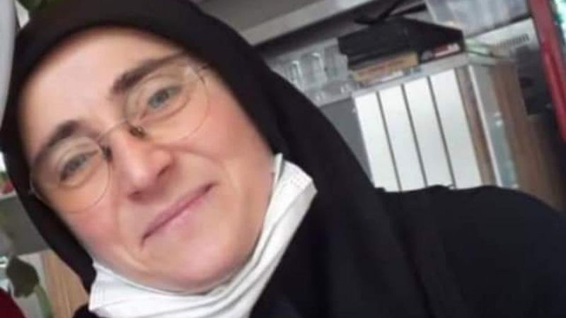 Ordu'da eşi tarafından minibüsle ezilen 4 çocuk annesi defnedildi