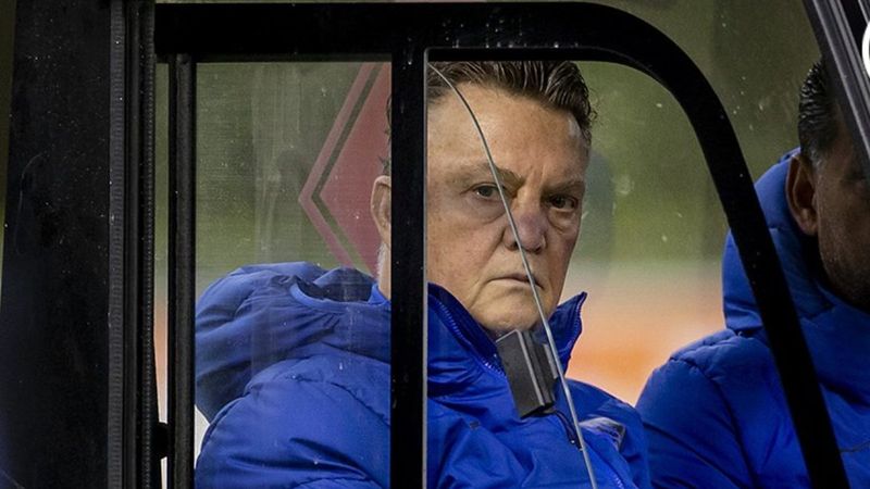 Louis van Gaal sakatlandı