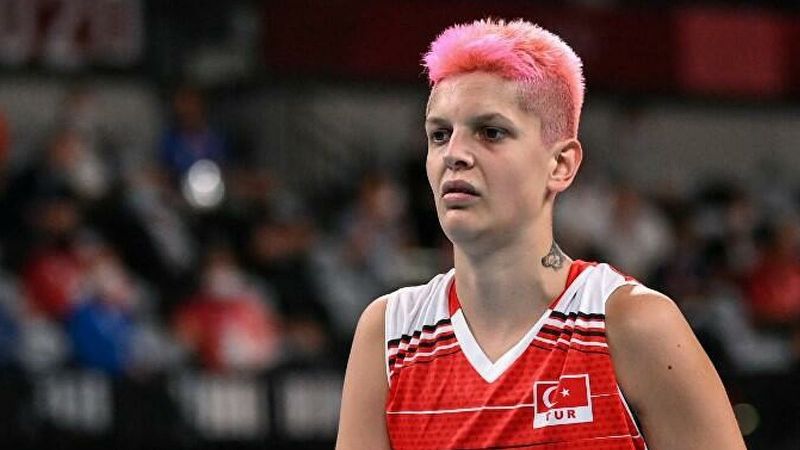 'Kral İstanbul'da': Ebrar Karakurt, Sadakatsiz'in yıldızıyla bir araya geldi!