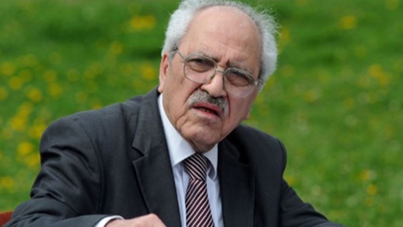 Sezai Karakoç kimdir? Sezai Karakoç hakkında...