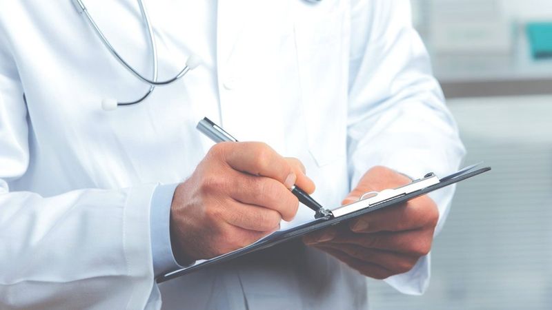 Doktorlar maaşlarına en az yüzde 150 zam istiyor