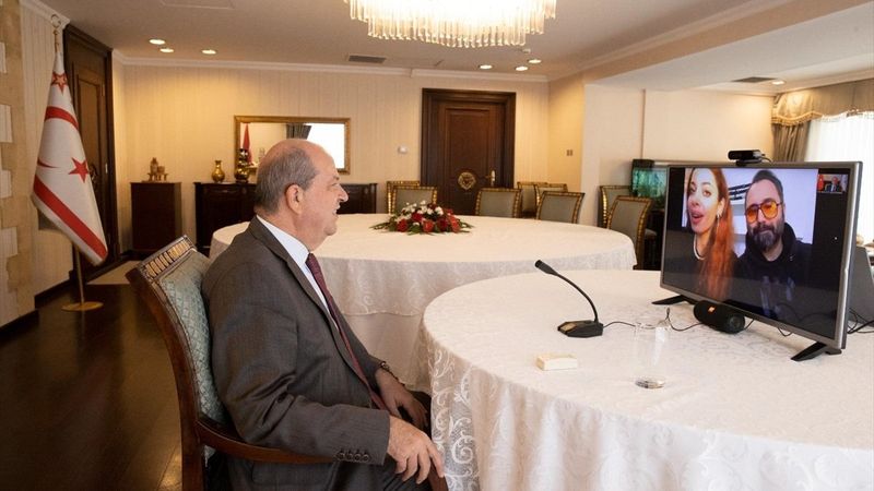 Ersin Tatar'dan Kapalı Maraş'ta klip çeken Nihayet Elibol'a destek