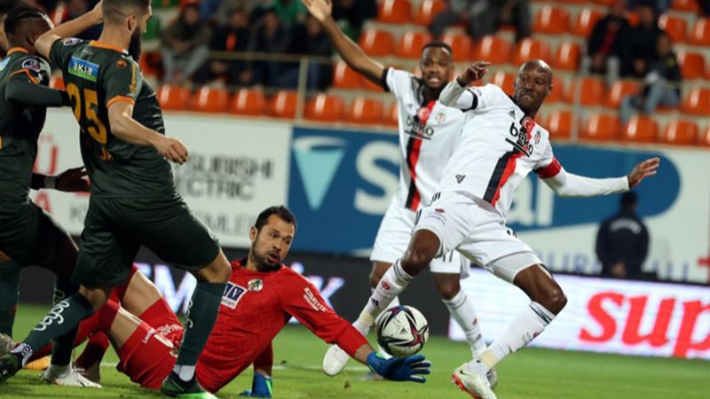 Alanyaspor - Beşiktaş - CANLI SKOR
