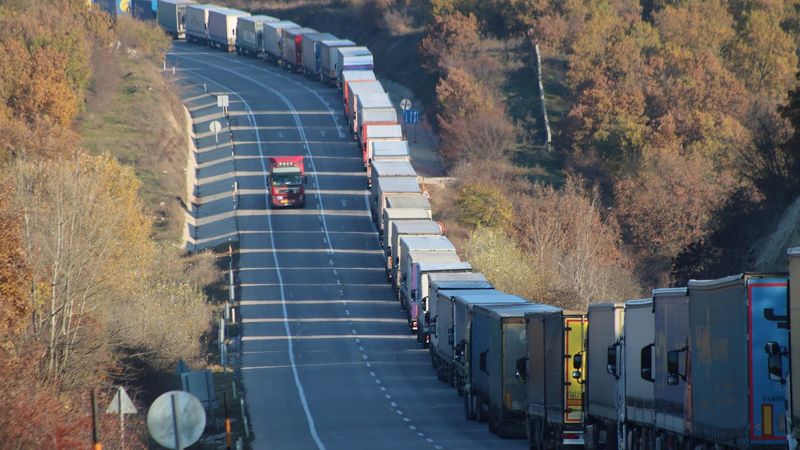 Hamzabeyli Sınır Kapısı'nda tır kuyruğu