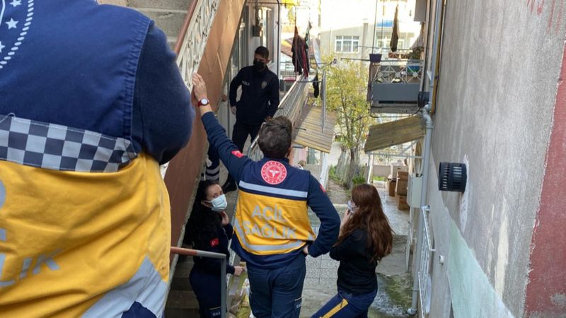 Kocaeli'de misafir olarak kaldıkları evde arkadaşlarını ölü buldular