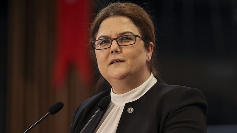 Derya Yanık: Risk altındaki 76 bin 800 çocuğumuzu takip ediyoruz