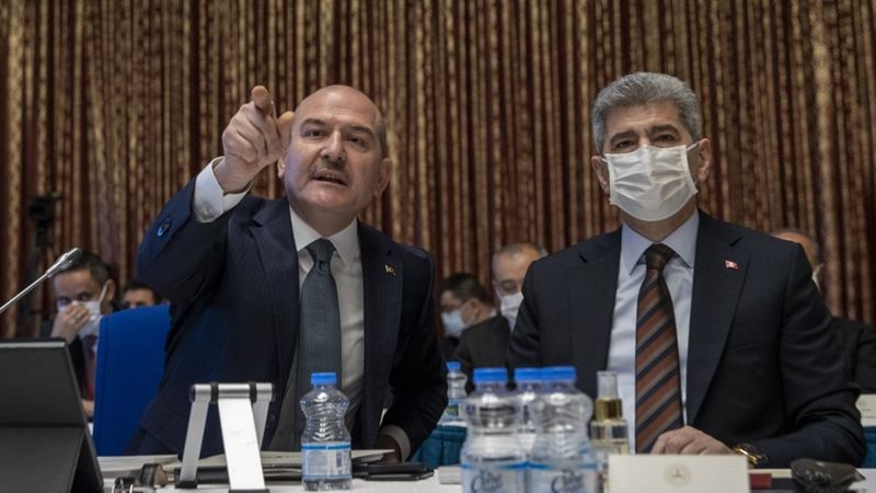 Süleyman Soylu'dan terörle mücadele sunumu yaparken gülüşen CHP'li vekillere sert tepki