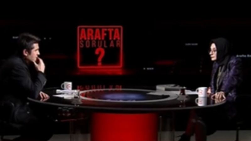 Esra Elönü’nün programında Sezai Karakoç anıldı