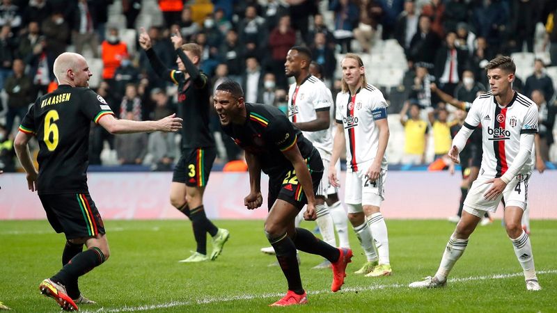 Beşiktaş, Ajax'a 2 golle mağlup oldu