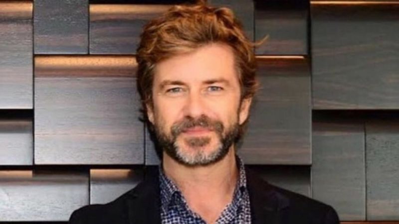 Bergüzar Korel'in eski aşkı Tan Sağtürk'ün Rus eşi görenleri mest etti