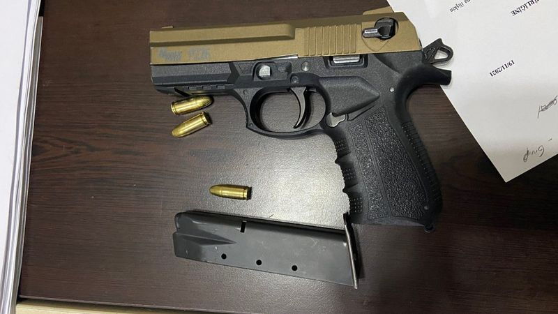 Manisa'da sahte polisler, polise yakalandı