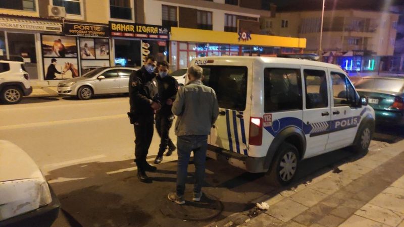 Denizli'de baba, kendisini döven oğlunu bıçaklayarak kurtuldu