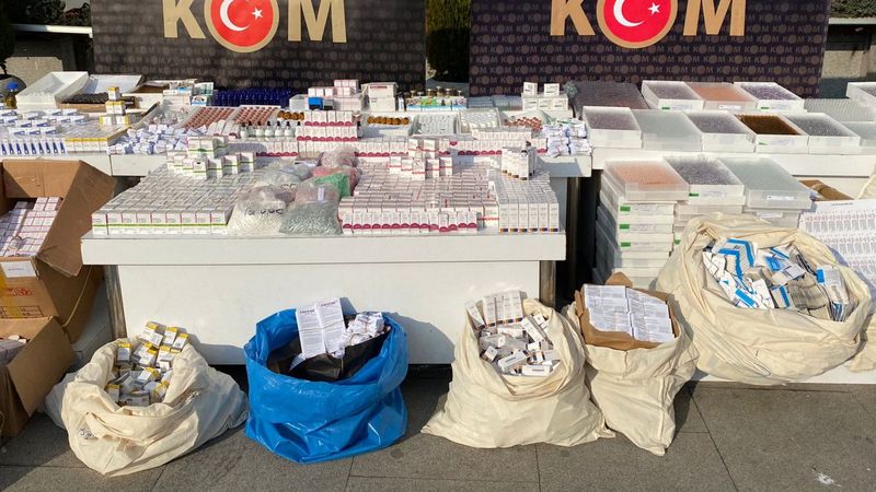 İstanbul’da sahte koronavirüs ilaçları üreten imalathaneye operasyon