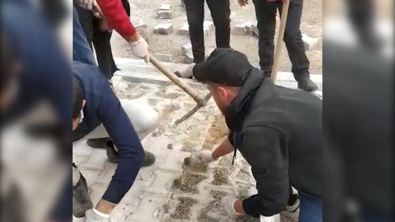 Konya'da onlarca kilo uyuşturucu, yerin altına gömülü bulundu