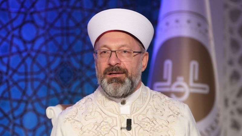 Ali Erbaş: Bekarlarımız sorumluluktan kaçmasın