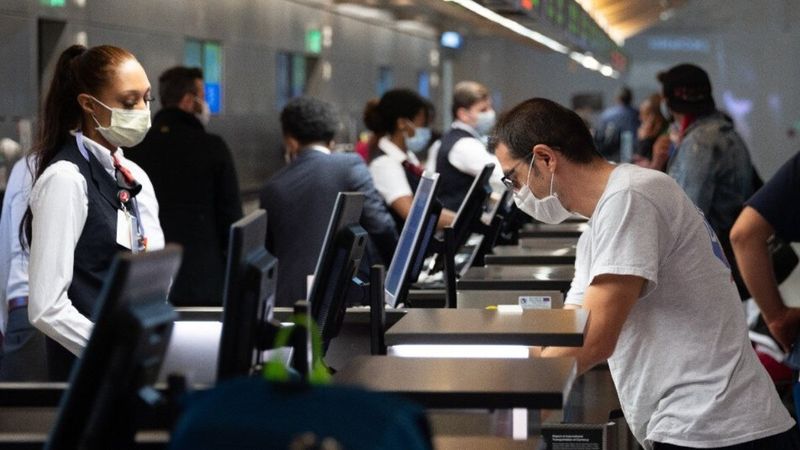 Güney Afrika'dan tahliye edilen 71 Türk, İstanbul'da karantinaya alındı