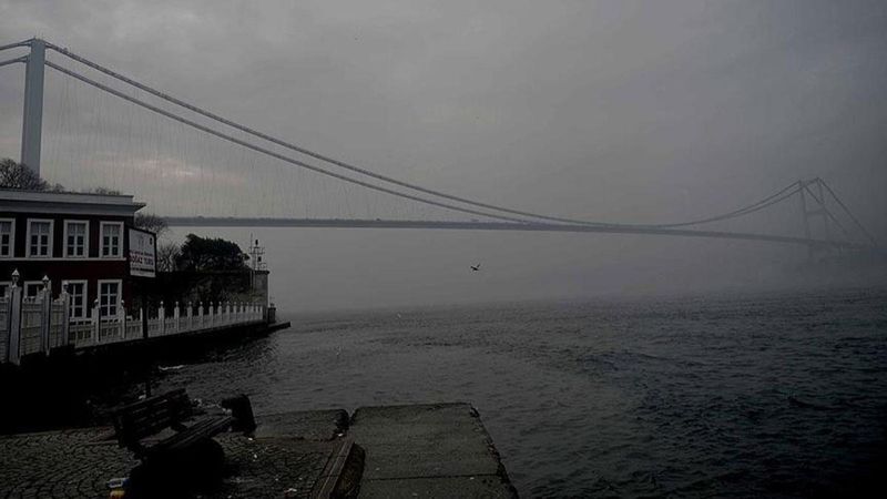 İstanbul Boğazı çift yönlü olarak trafiğe kapatıldı