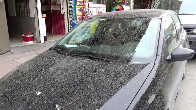 Sultangazi'de çamur yağdı