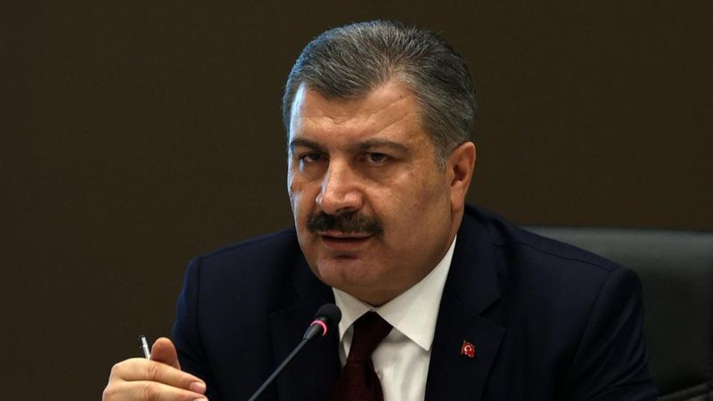 Fahrettin Koca, Omicron varyantı ve sağlık çalışanlarıyla ilgili konuştu