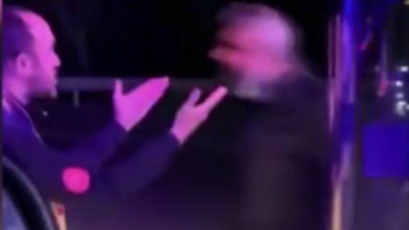 Bayrampaşa'da İETT şoförü, ambulans sürücüsünü darbetti