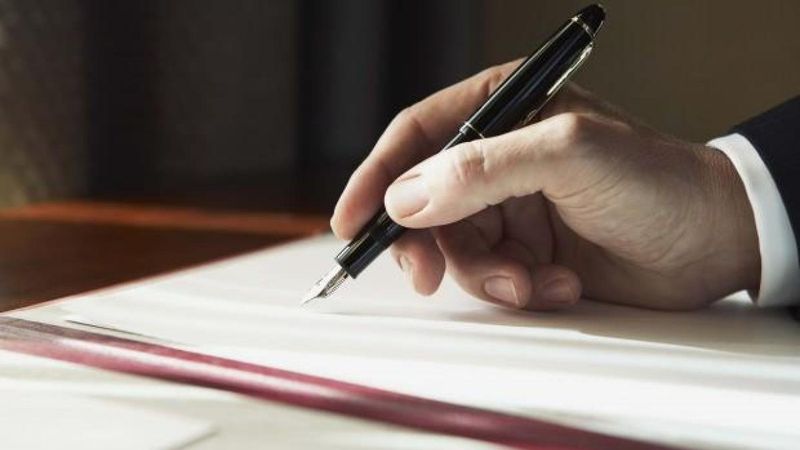 Görevden affını istemek ne demek? İstifadan farkı...