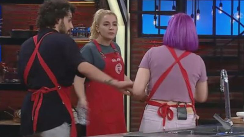 MasterChef'te kriz! Dilara ile Safanur birbirine girdi: Elini sürme, beni delirtme
