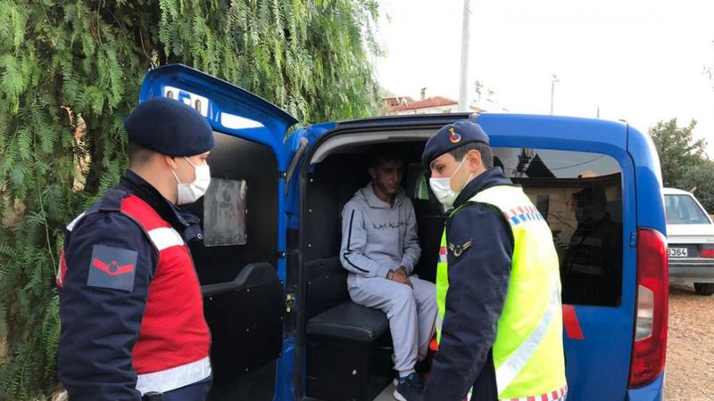 Kaş'ta torbacı operasyonunda 18 kişi tutuklandı